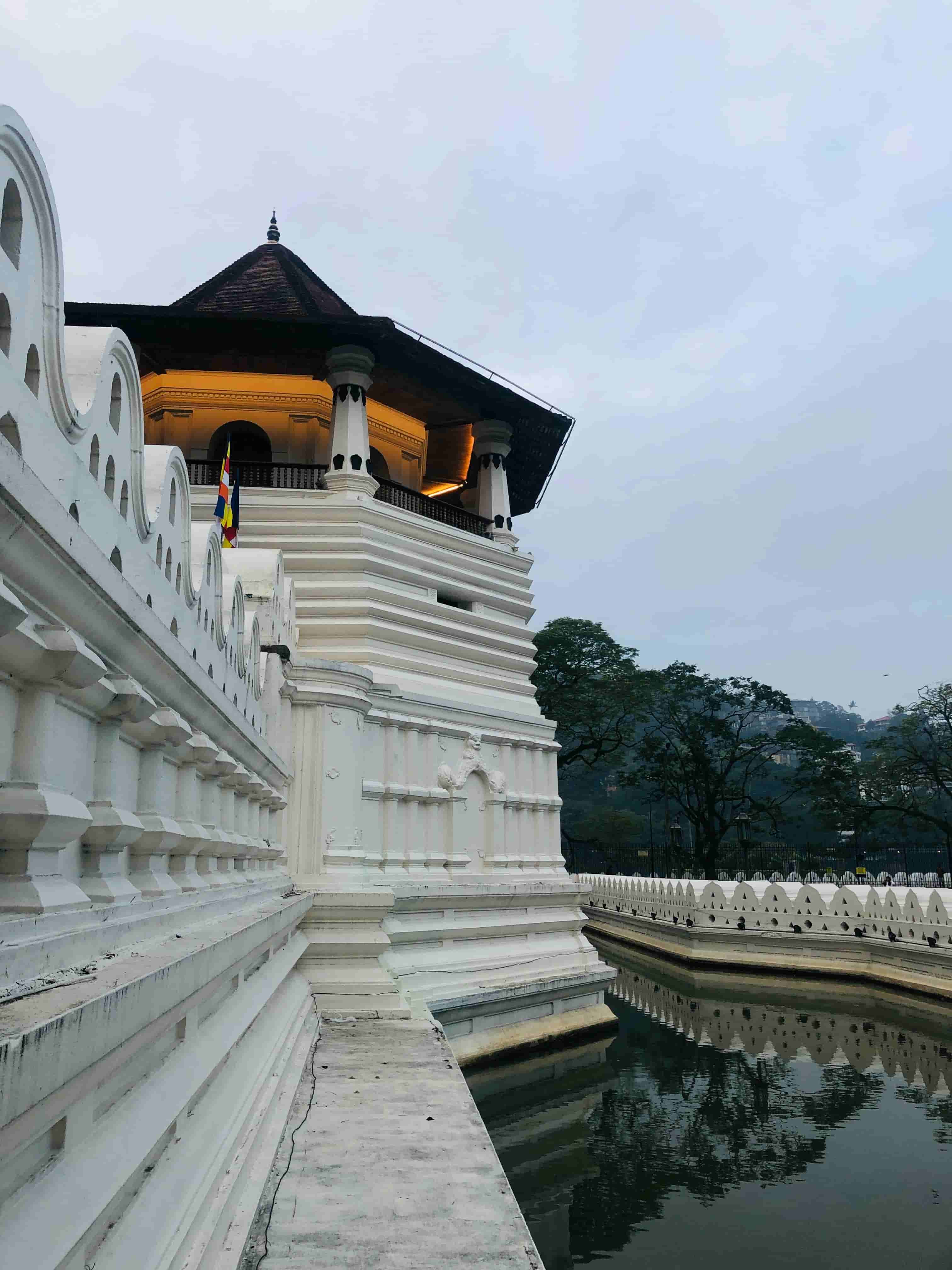 Temple of the Sacred Tooth Relic in Kandy, Sri Lanka – cultural and religious tours with AASH Travels